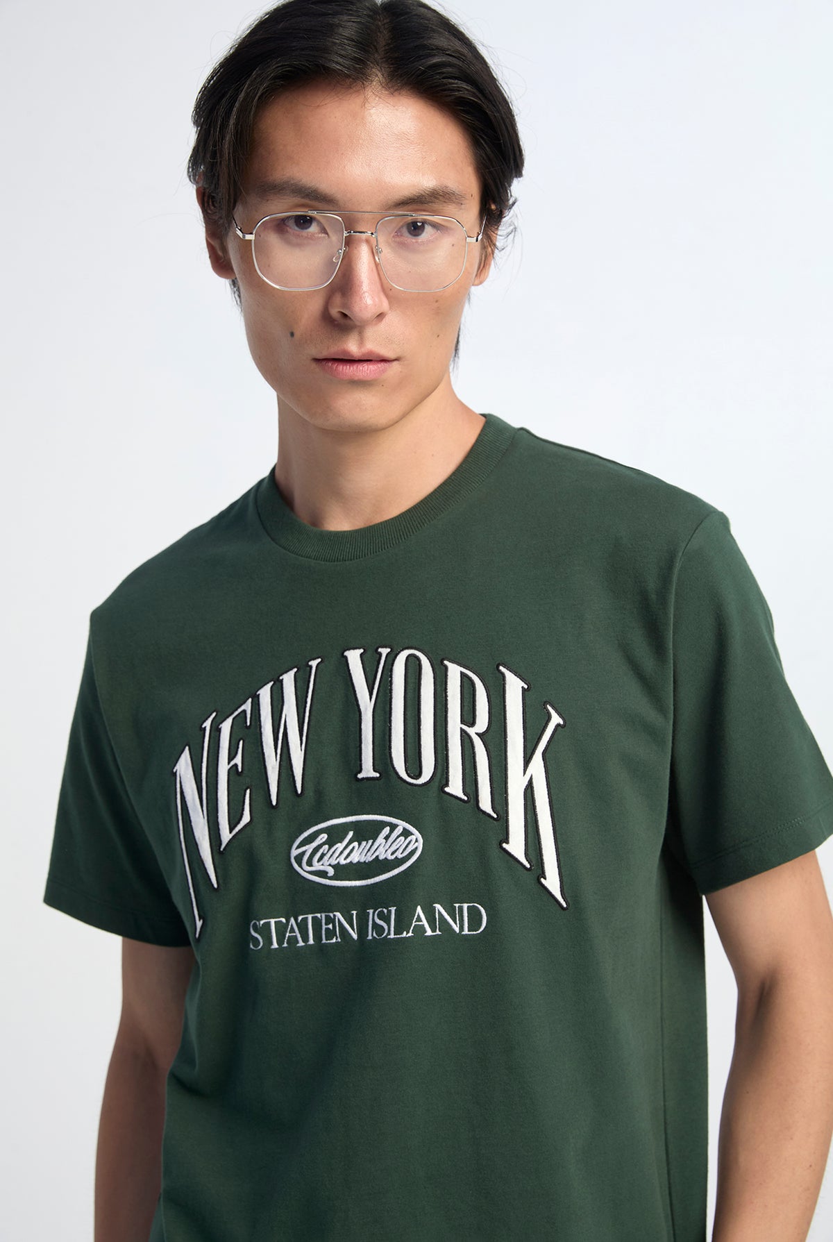 NEW YORK STATEN ISLAND GRAPHIC TEE