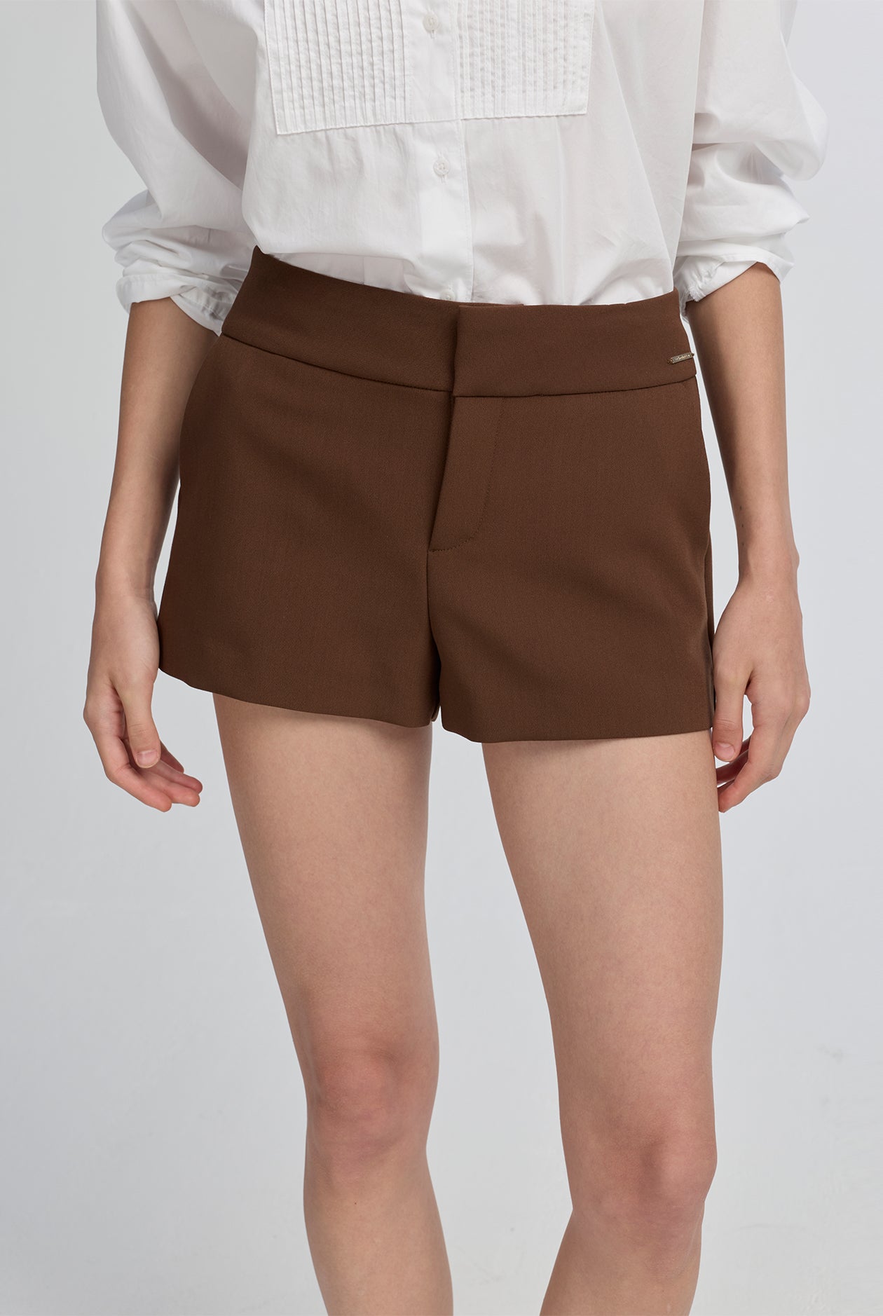 MID RISE SHORTS