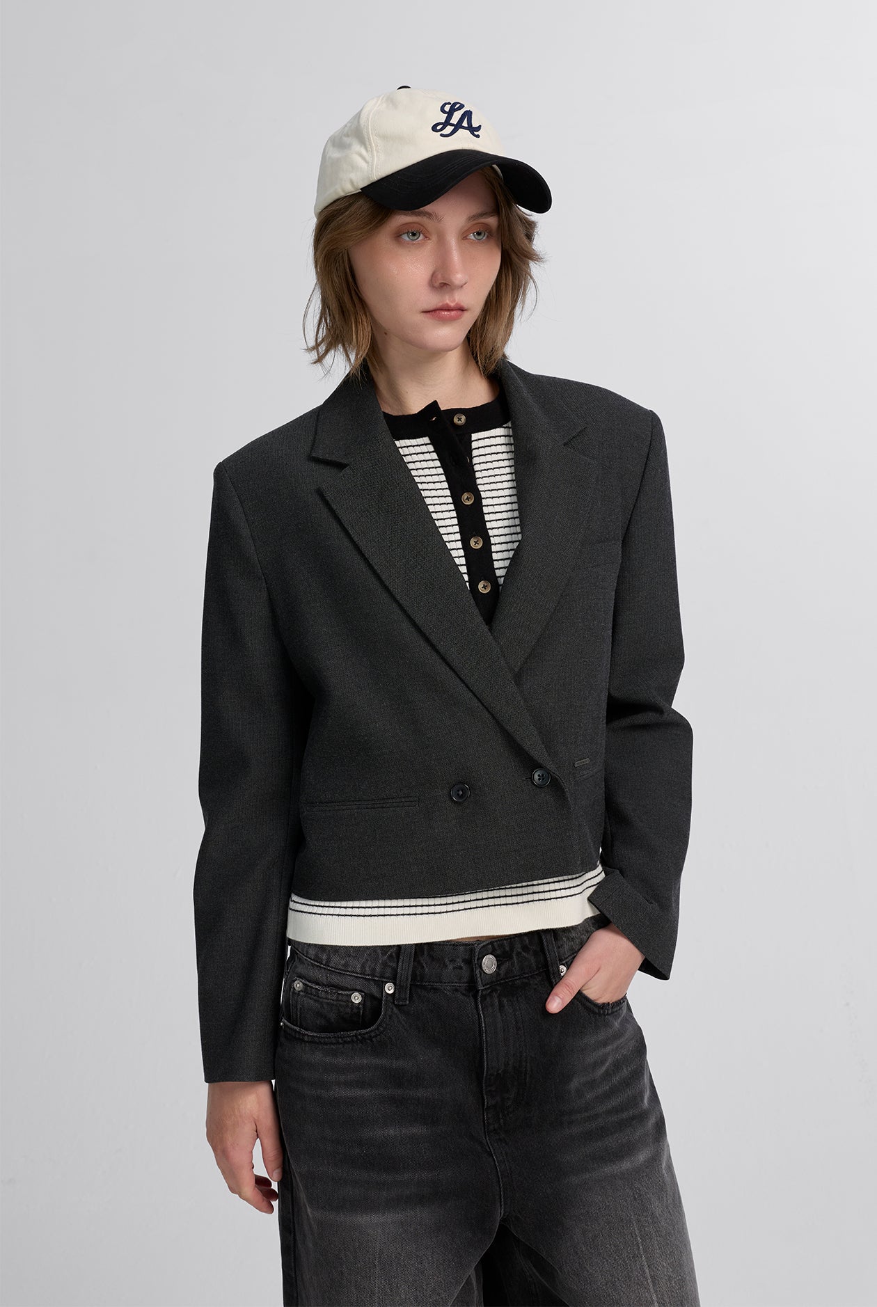 DOUBLE-BREASTED BOXY BLAZER