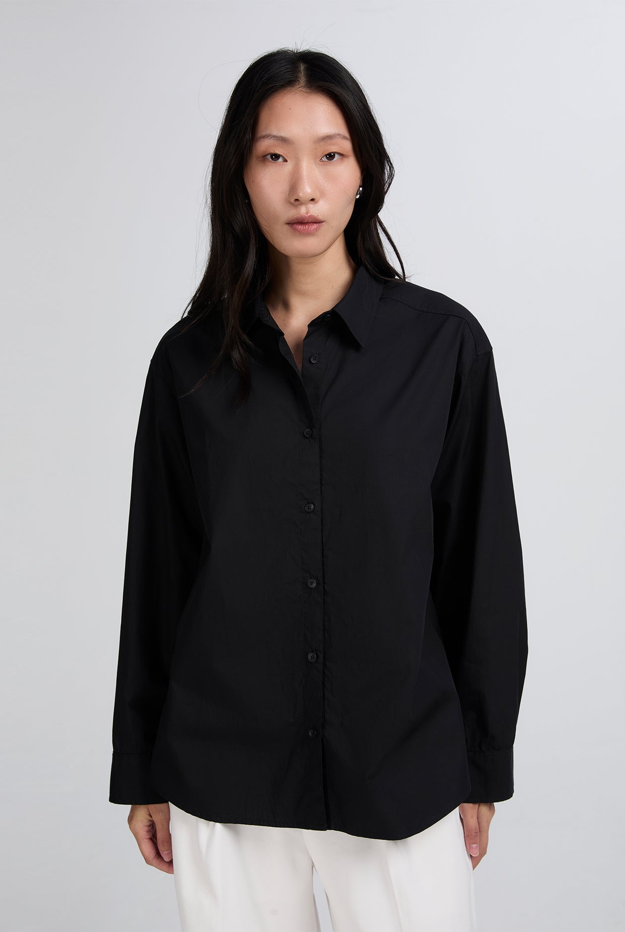 OVERSIZED BUTTON TAB SHIRT