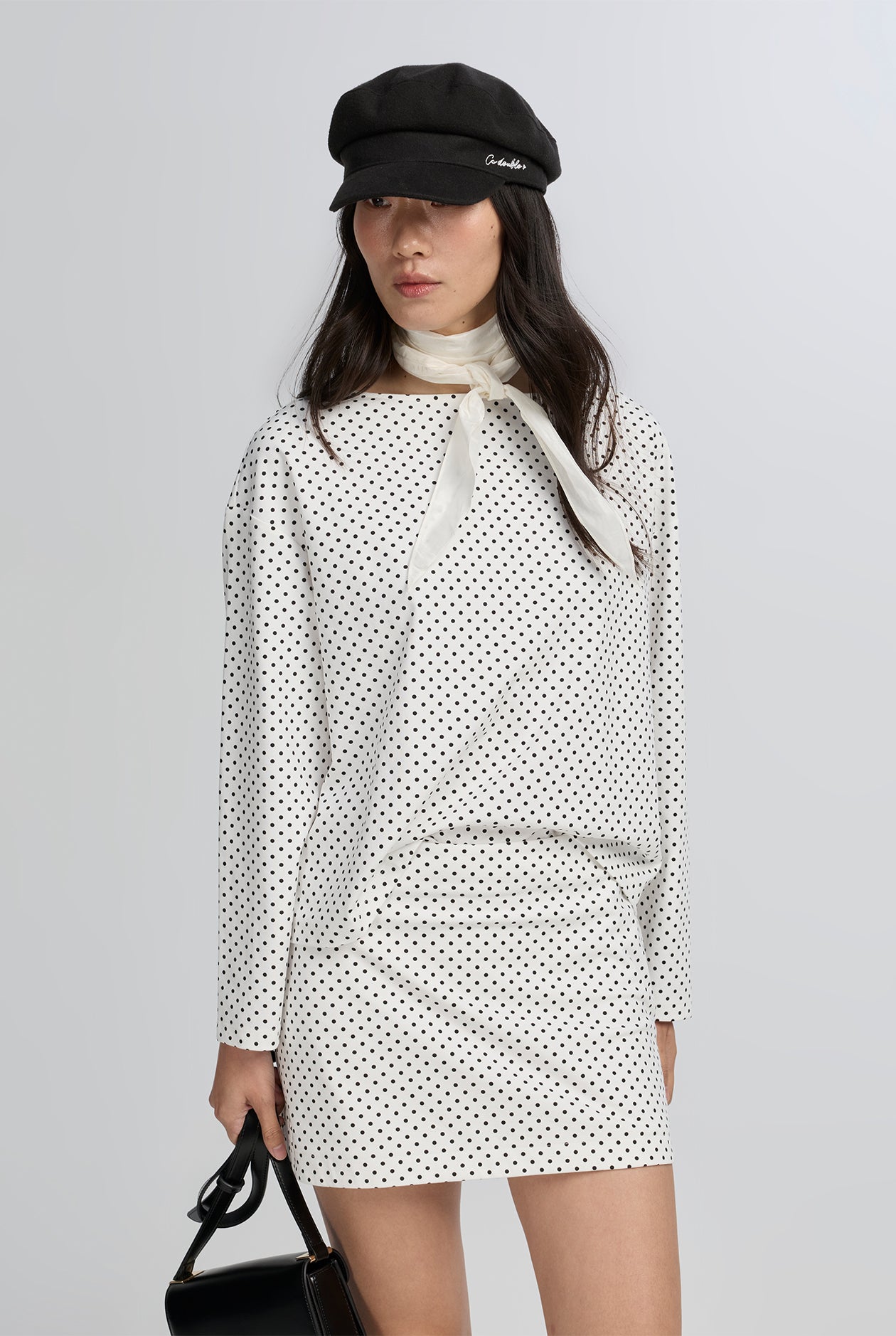 BOAT NECK LONG SLEEVE TOP