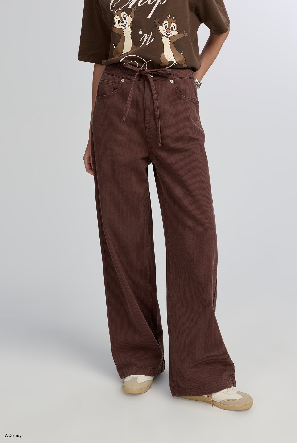 DRAWSTRING BAGGY JEANS