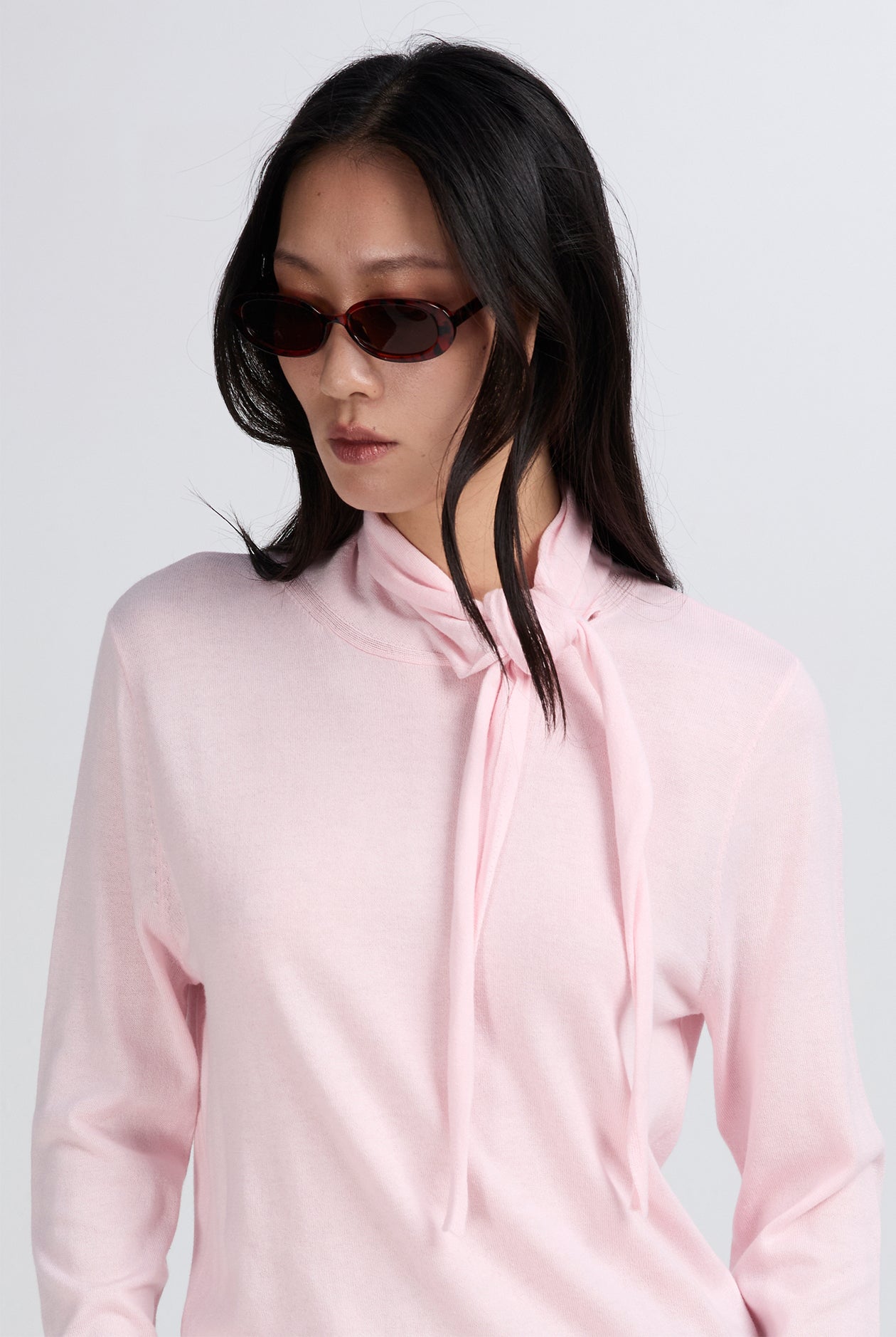 TURTLE NECK SWEATER WITH KNOT DETAIL