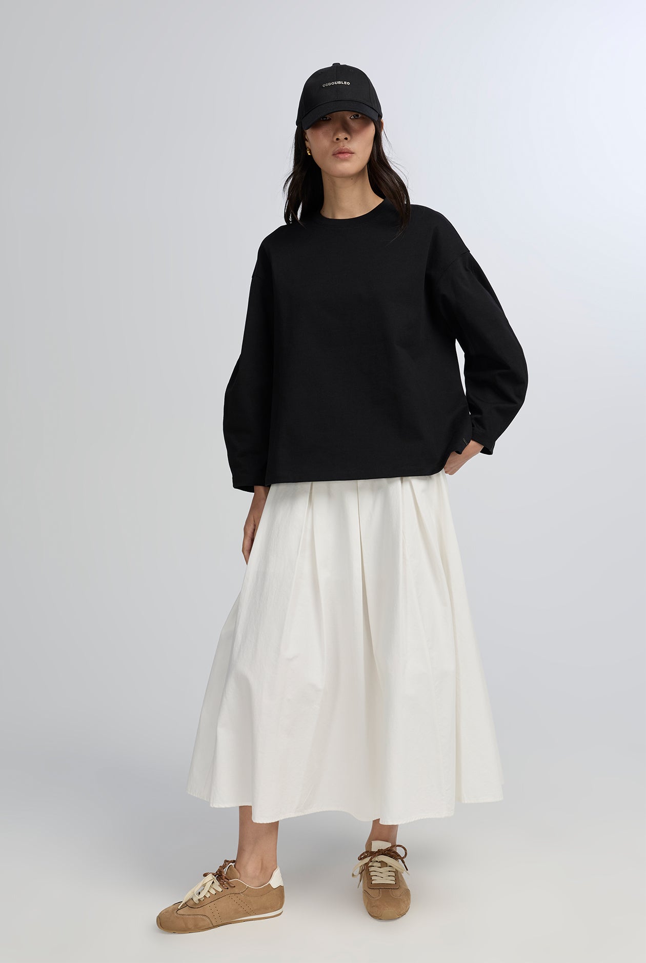 BARREL SLEEVE CREW NECK TEE