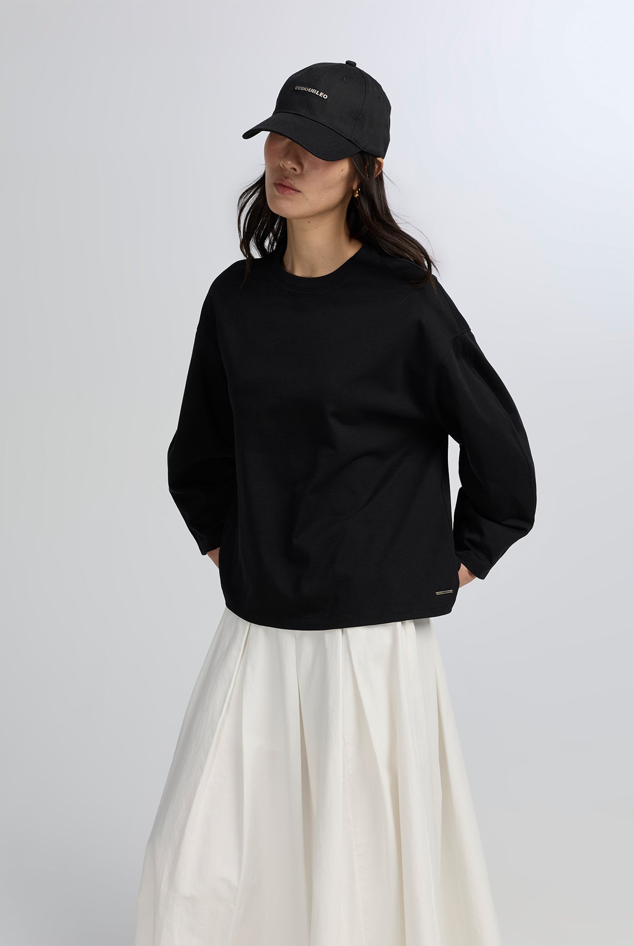 BARREL SLEEVE CREW NECK TEE