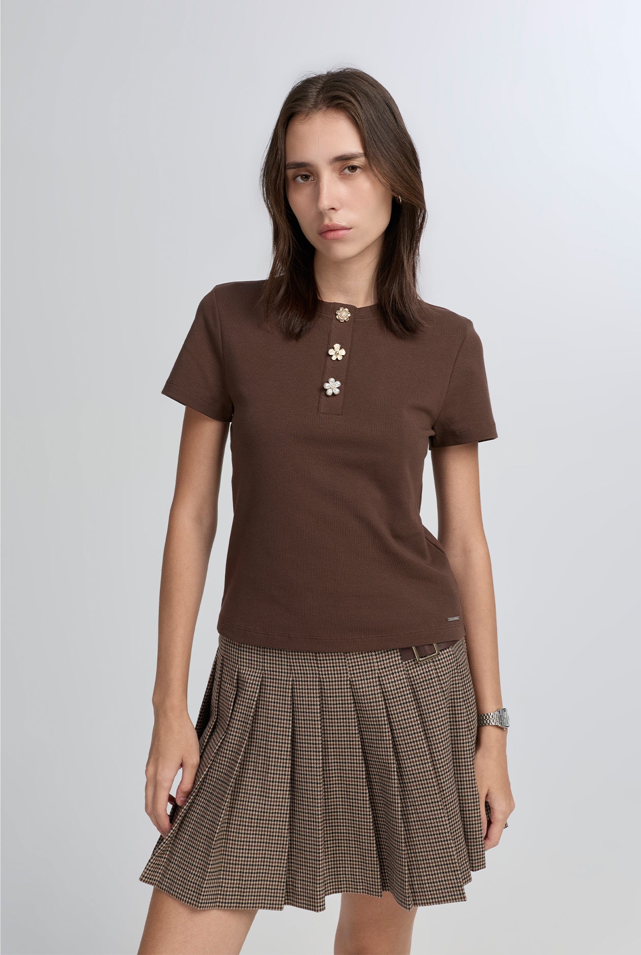 JEWEL BUTTON HENLEY NECK TEE