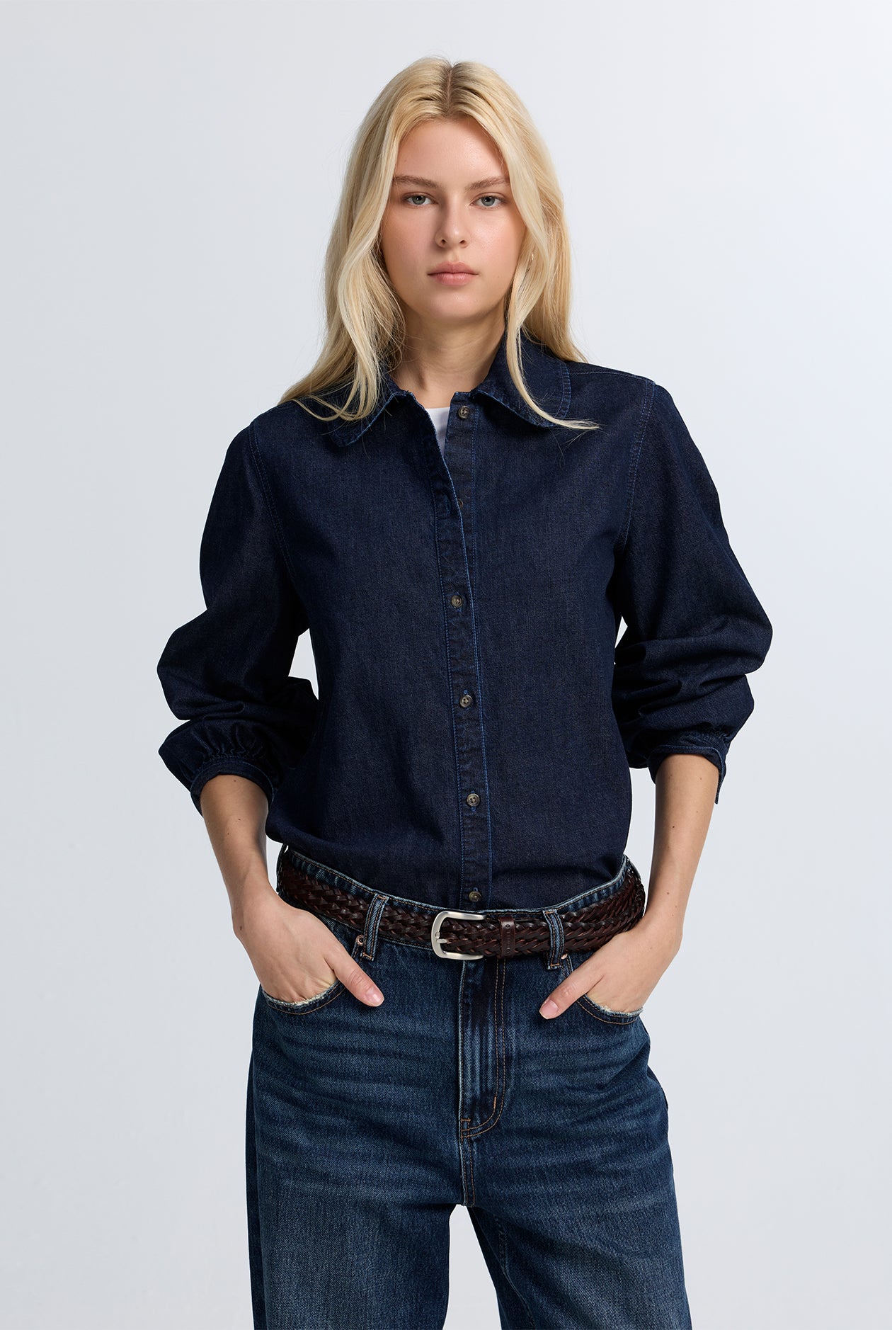 LONG SLEEVES PETER PAN COLLAR DENIM SHIRT