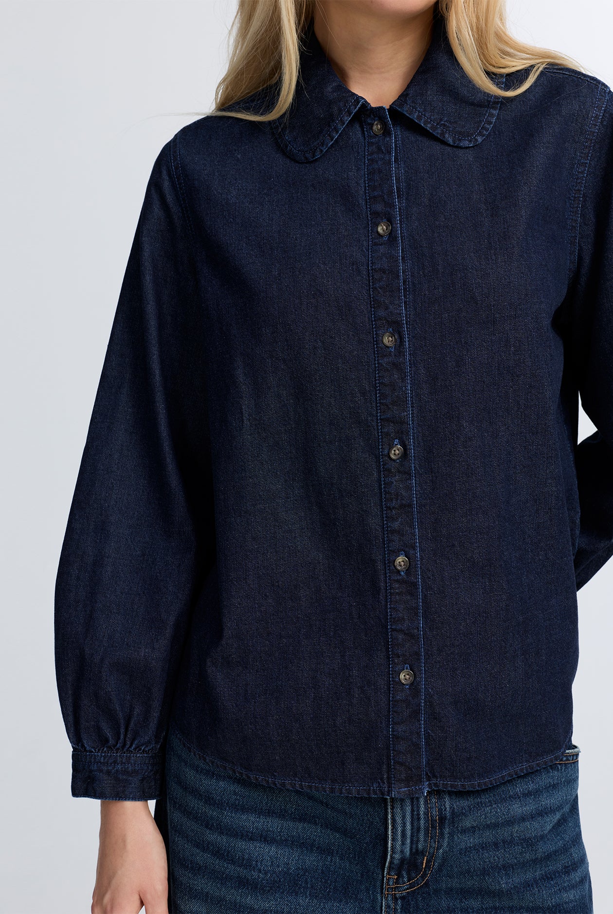 LONG SLEEVES PETER PAN COLLAR DENIM SHIRT