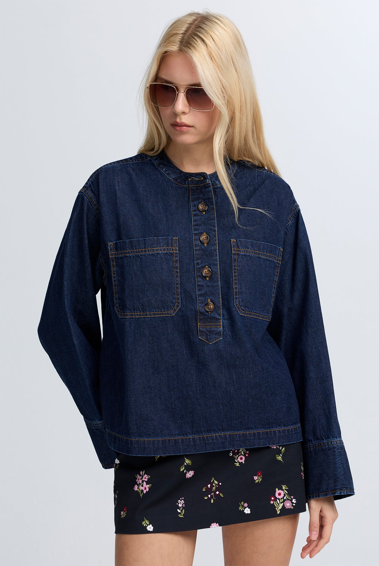OVERSIZED DENIM POPOVER SHIRT