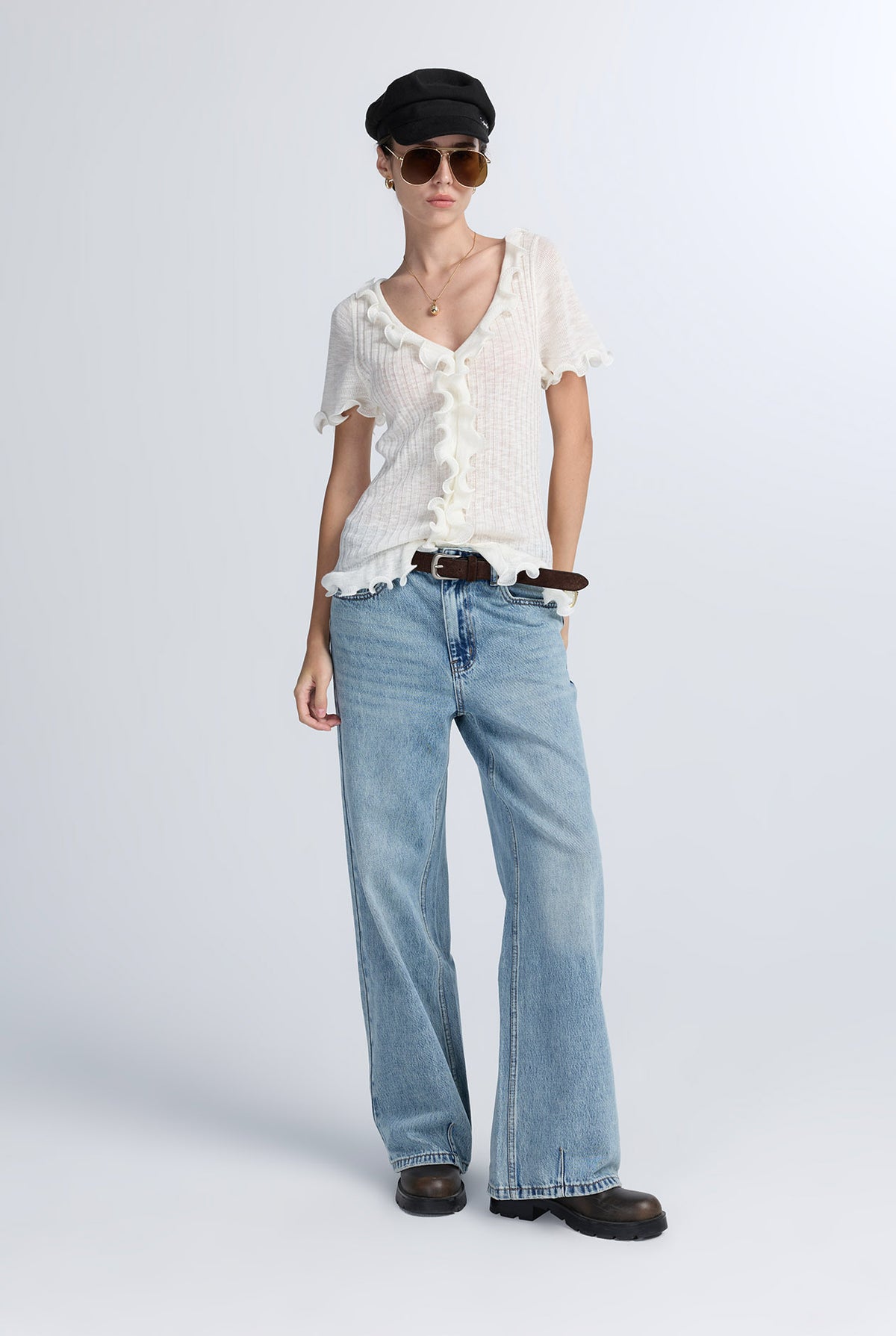 RUFFLE KNIT TOP