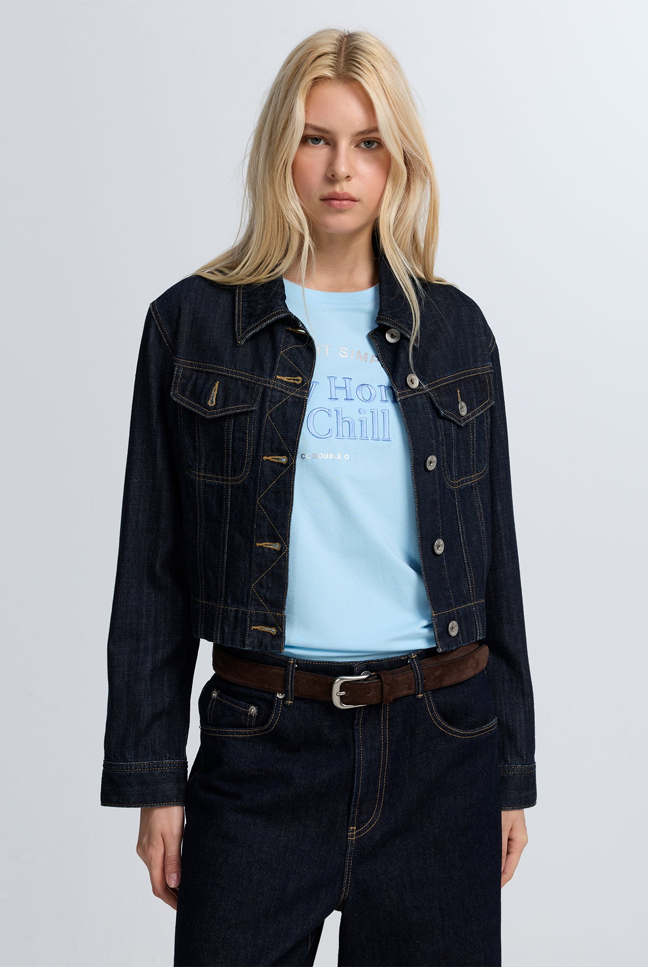 STAY HOME & CHILL GRAPHIC TEE