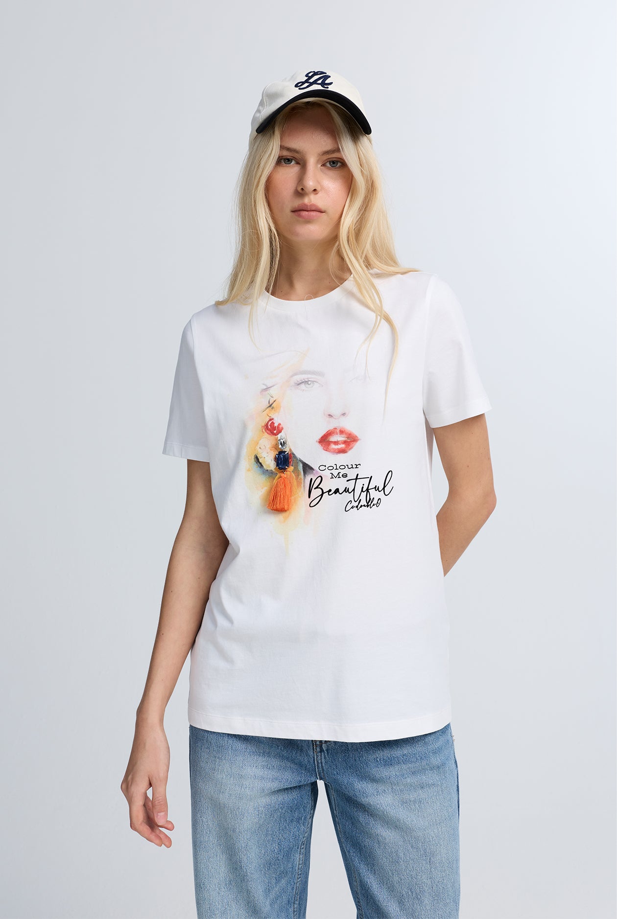 COLOR ME GRAPHIC TEE