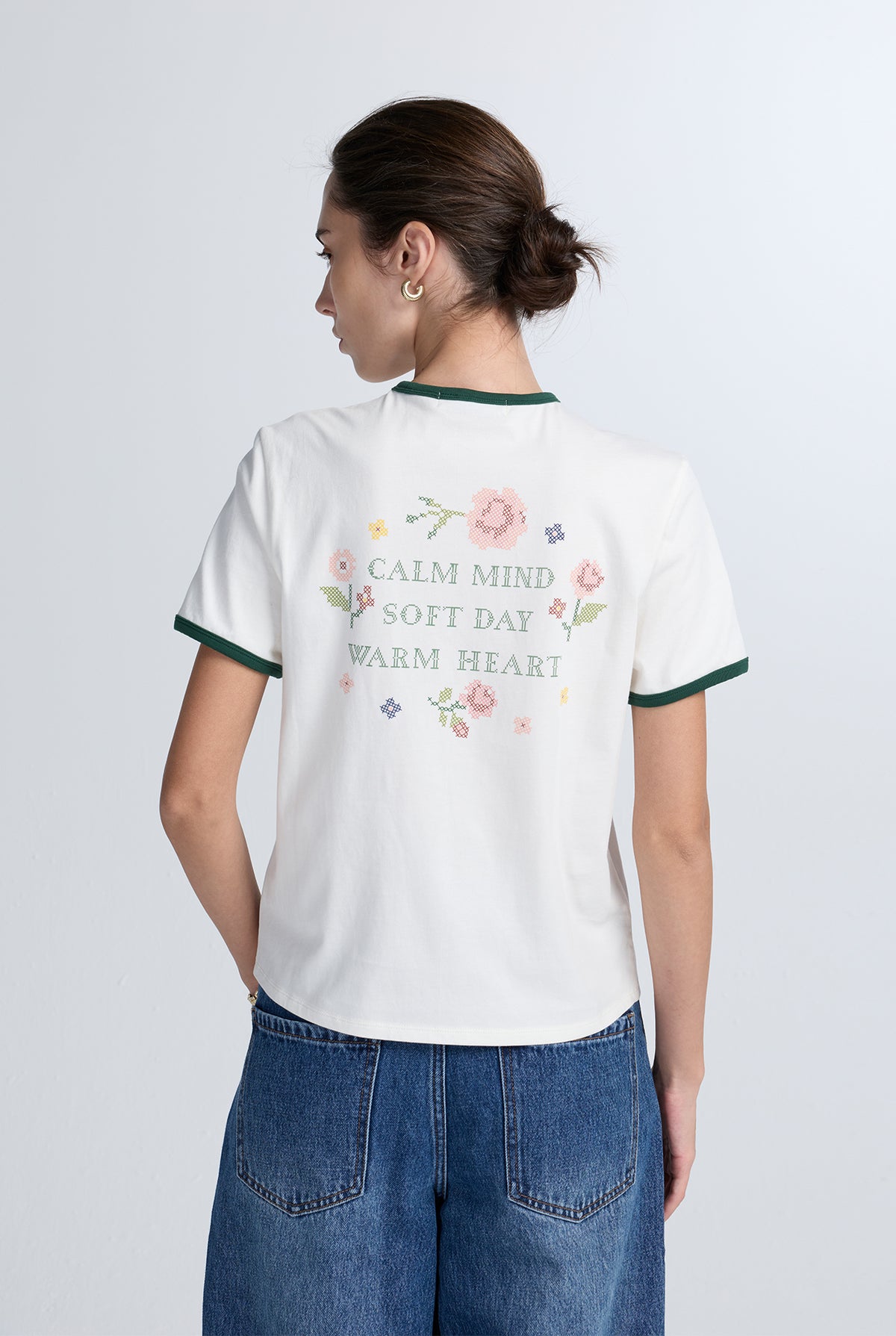 RELAXED EMBROIDERED TEE