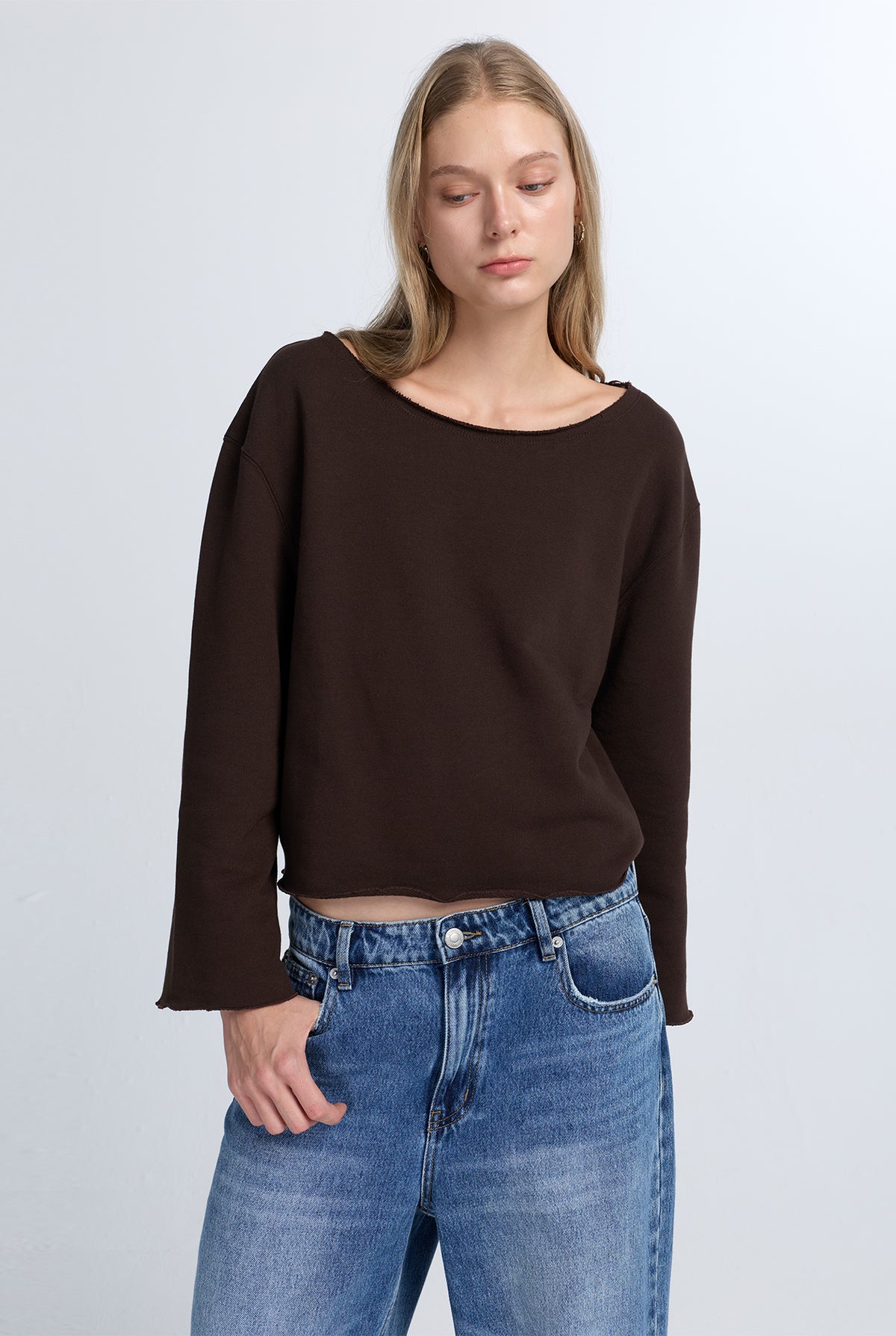 BOAT NECK SWEATSHIRT