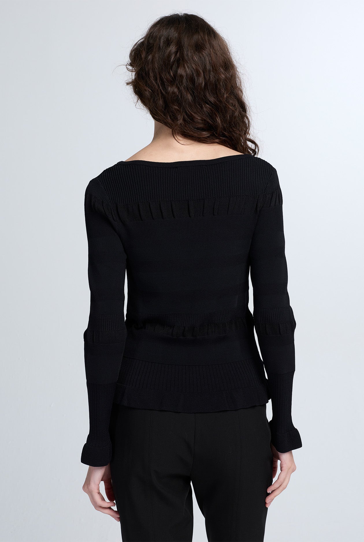 RIBBED FRILL TOP