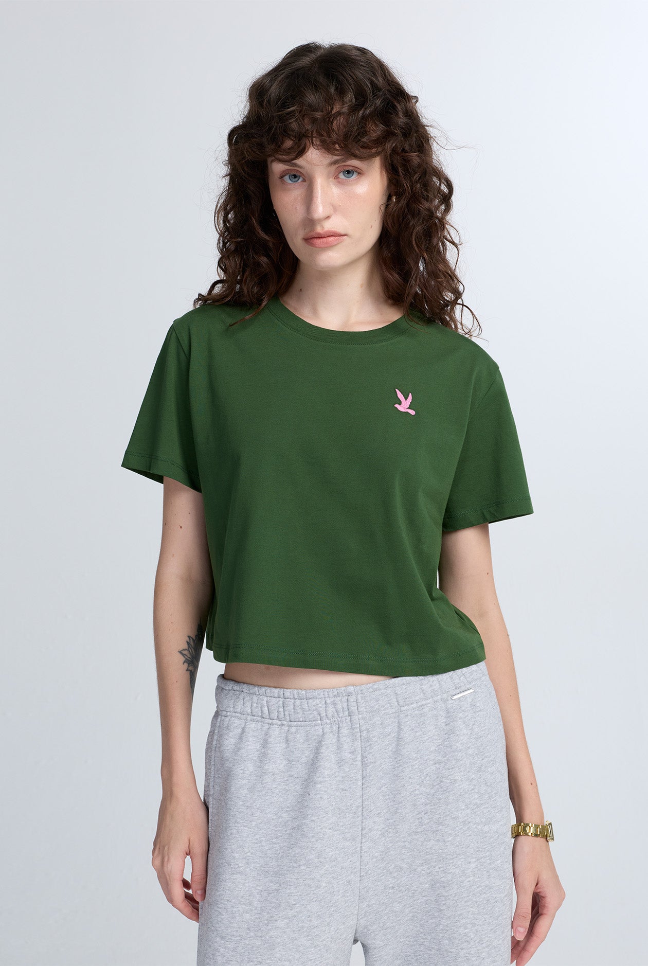 REGULAR-FIT CROPPED T-SHIRT