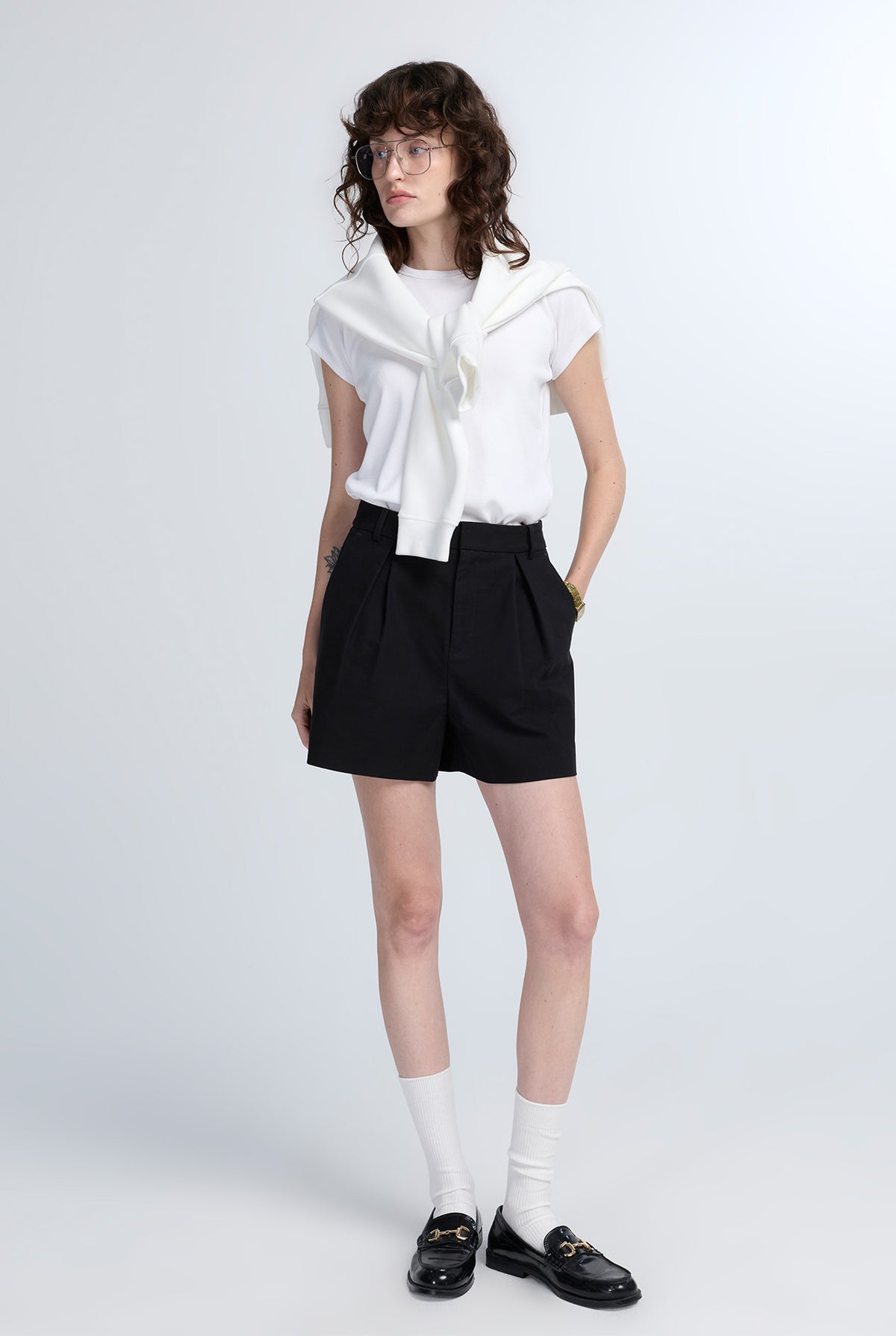 MID-RISE PLEATED SHORTS