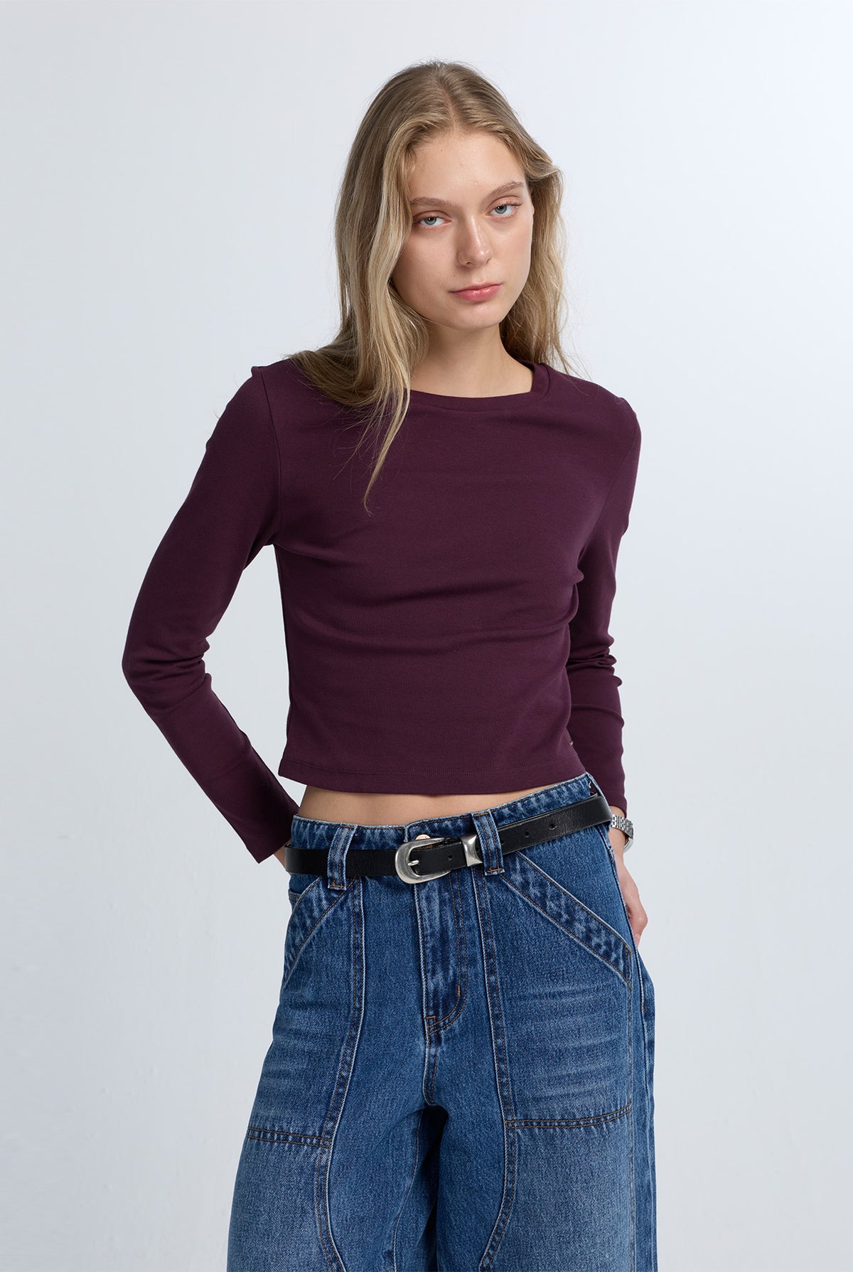 RIBBED LONG SLEEVE CROPPED TOP