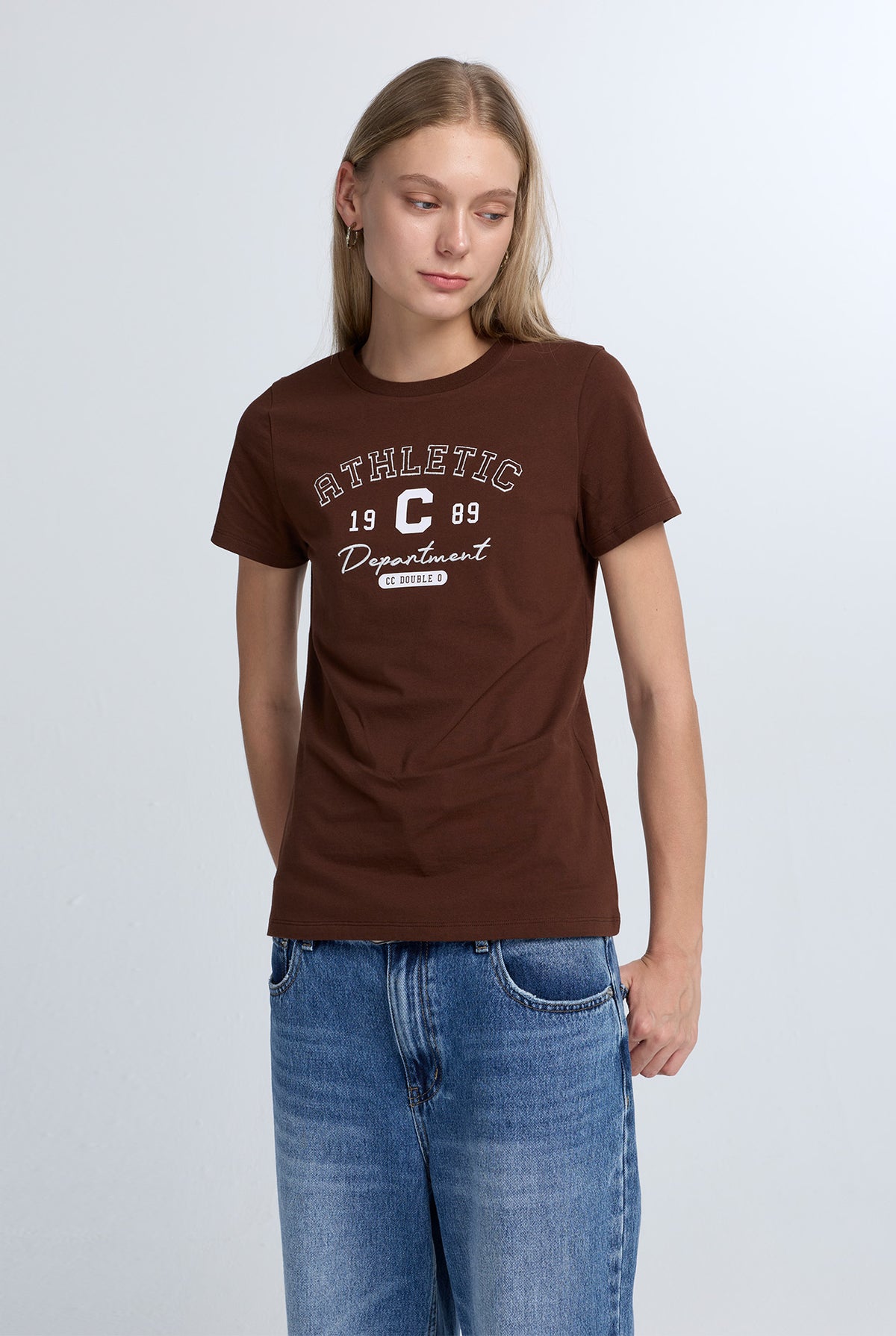 เสื้อยืดคอกลมพิมพ์ลาย Athletic