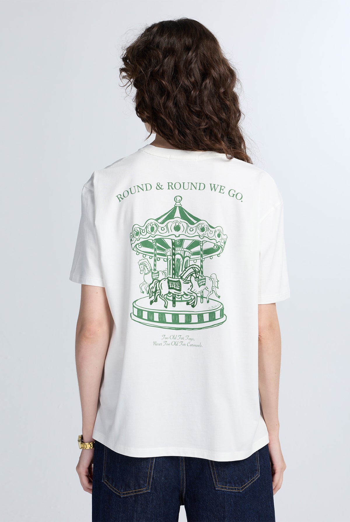OVERSIZED CAROUSEL GRAPHIC T-SHIRT