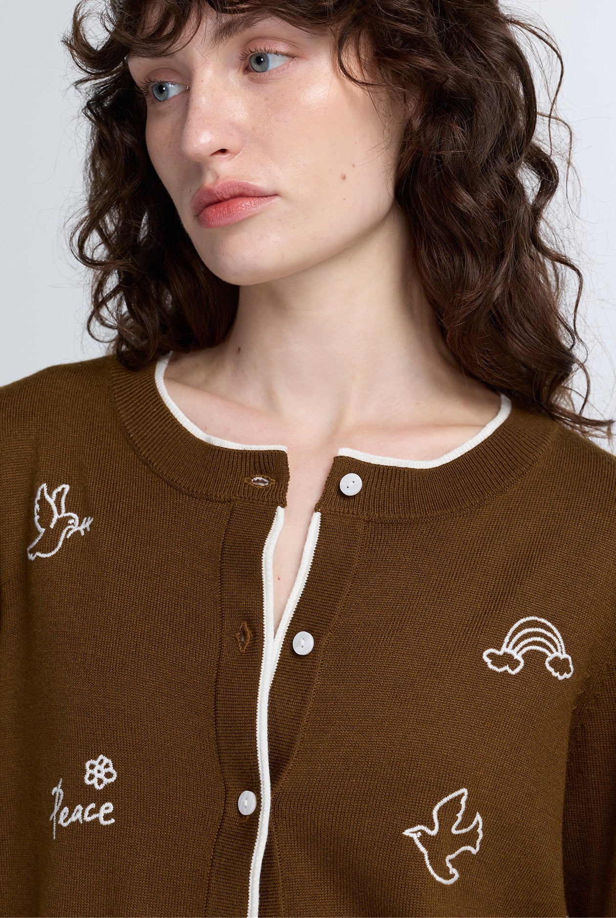 EMBROIDERED KNIT CARDIGAN