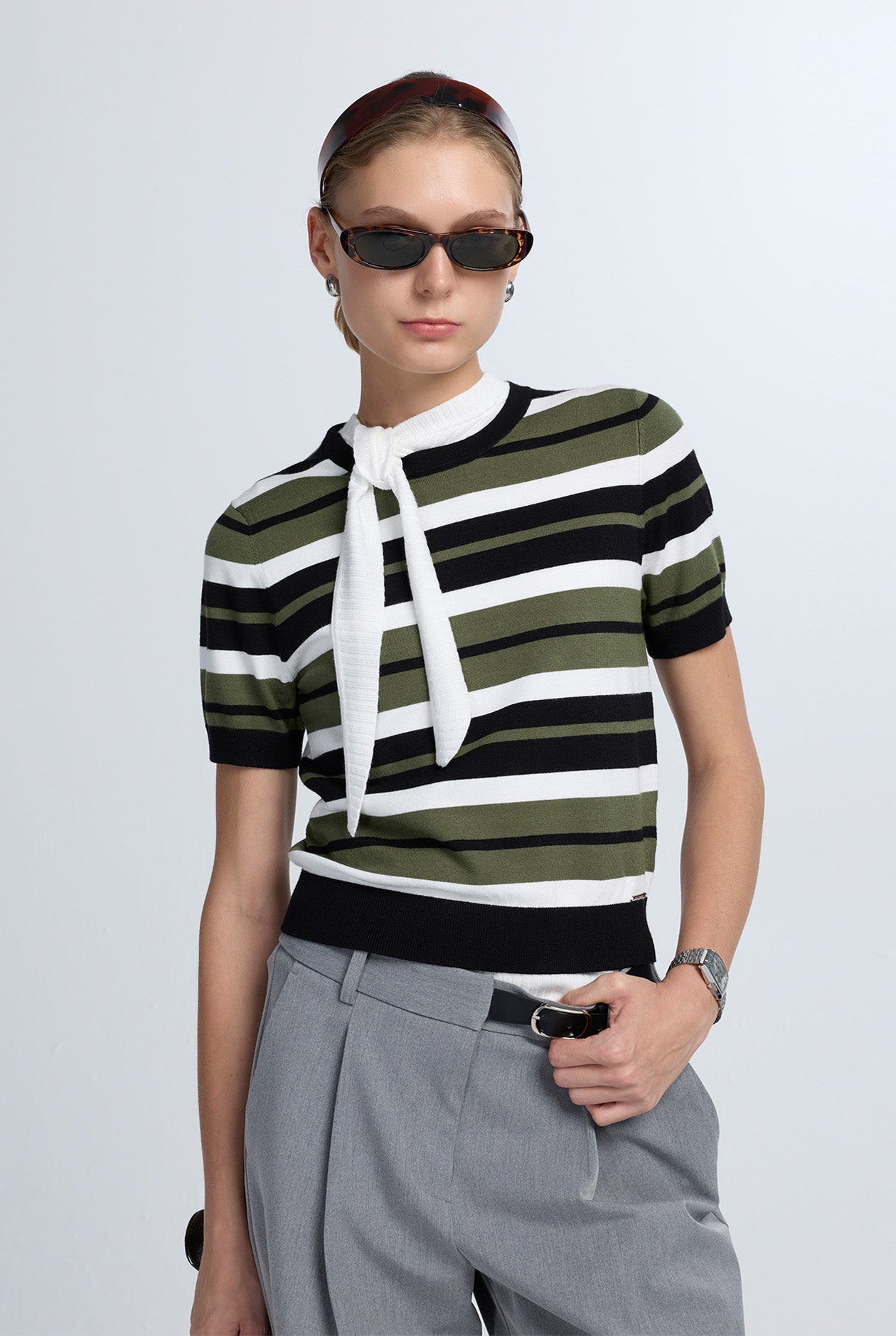 EARTH-TONED STRIPED KNIT TEE