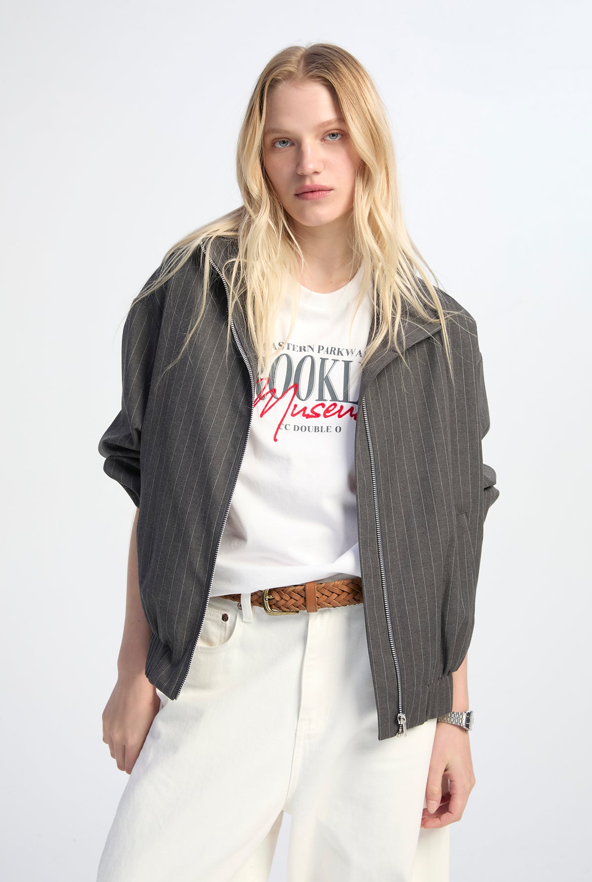 เสื้อยืดพิมพ์ลาย Brooklyn Museum