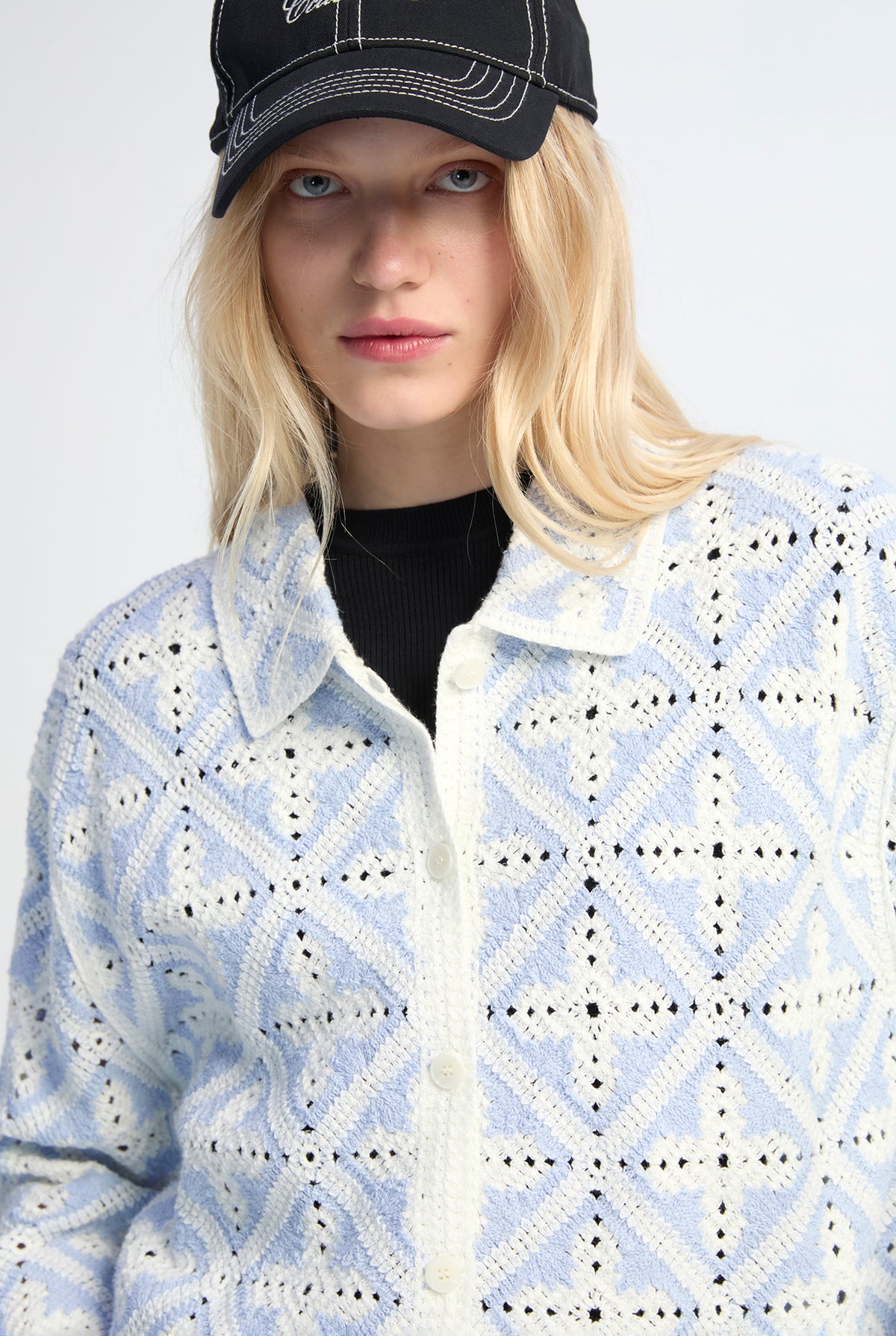 เสื้อถัก Crochet Knit ทรง Oversized