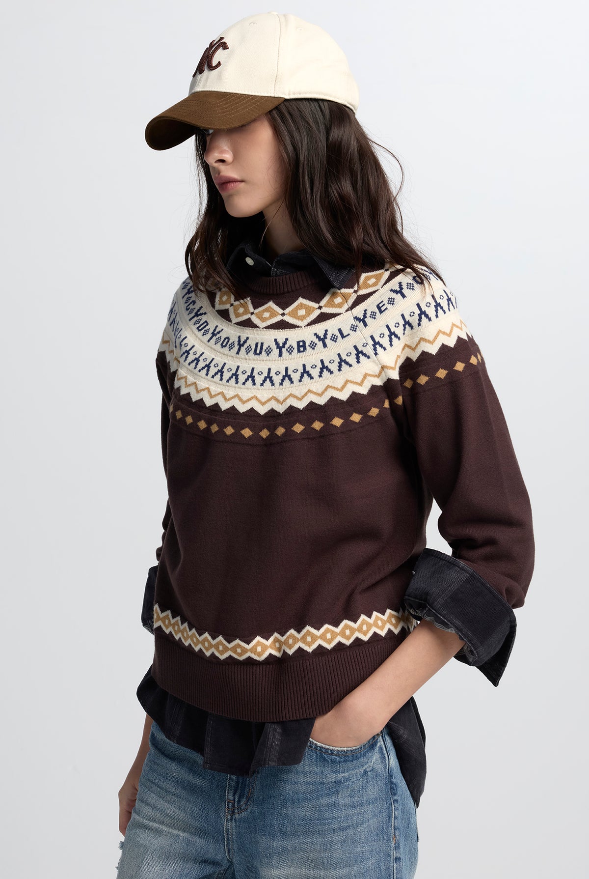 JACQUARD-KNIT PATTERN SWEATER