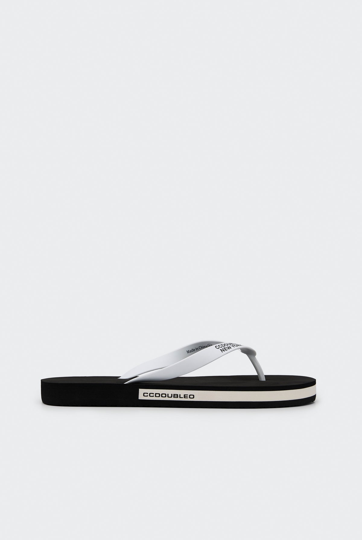 CONTRAST LAYER FLIP-FLOPS