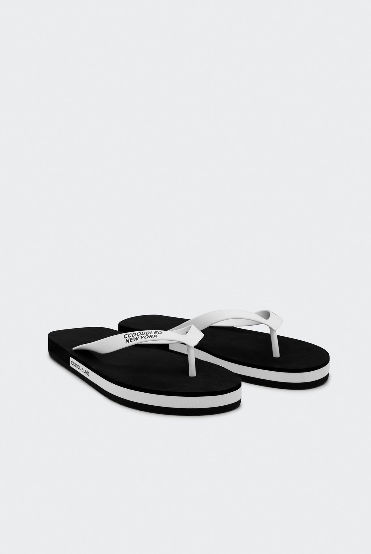 CONTRAST LAYER FLIP-FLOPS