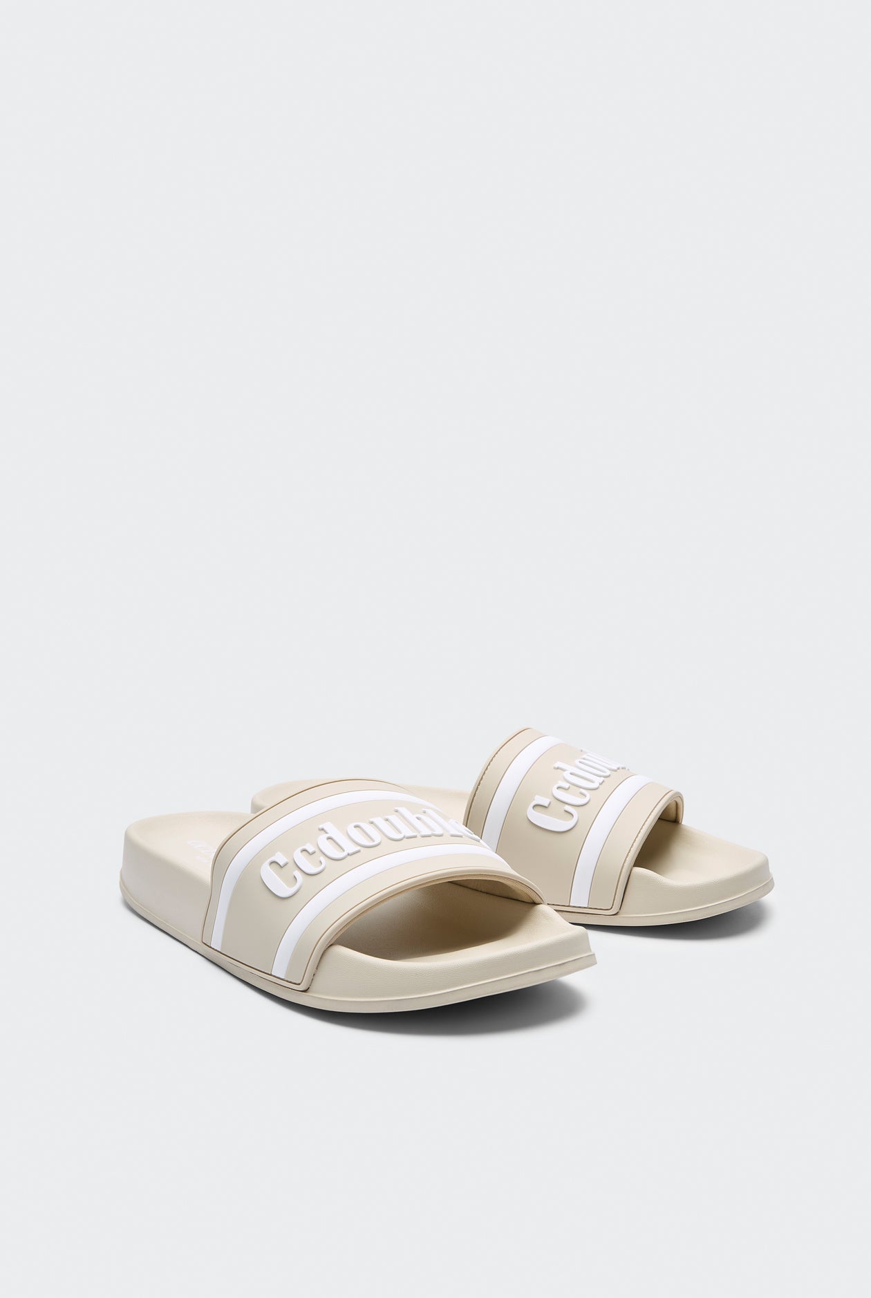 CC DOUBLE O LOGO SLIDES